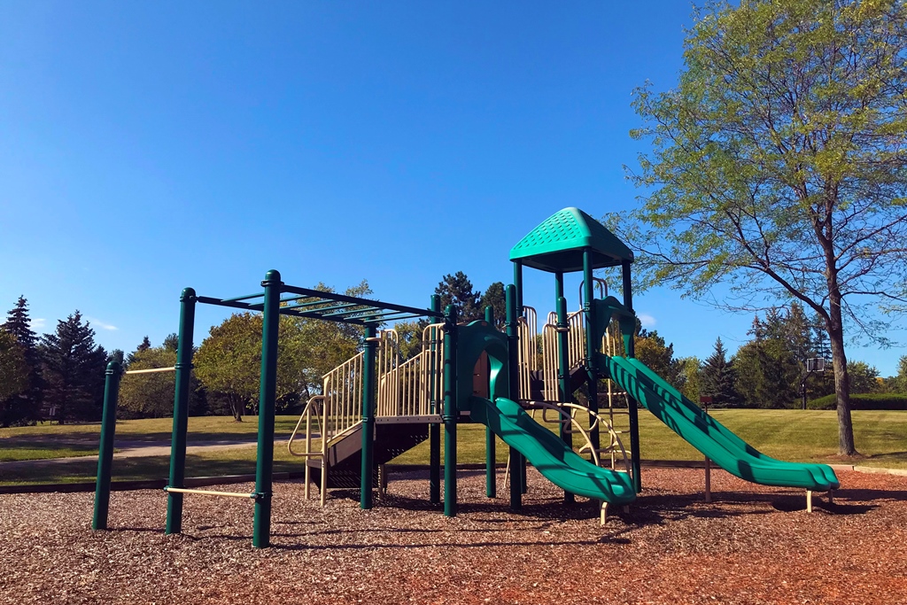 Bridlewoods Park Playground